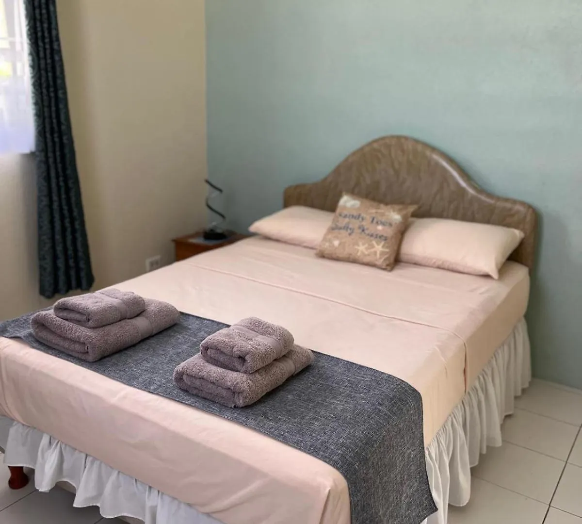 Coastal View Apt #1 - 2 Bed Christ Church Apartamento